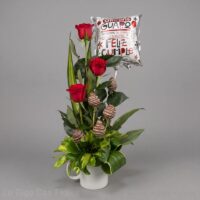 taza con rosas y fresas entrega a domicilio san jose