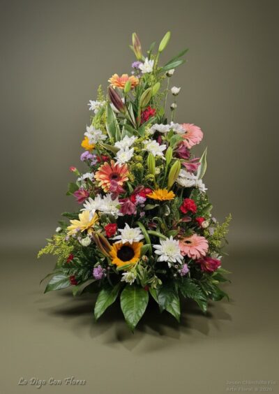 Canasta flores variadas