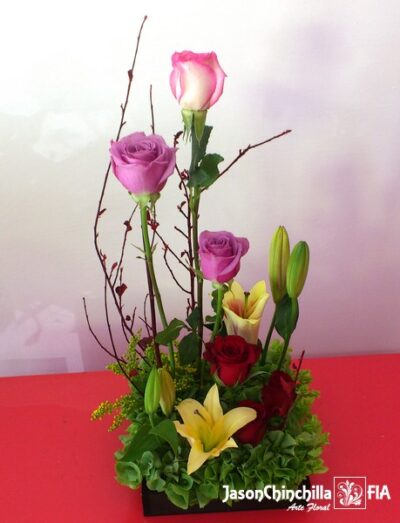 rosas y flores variadas