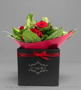 Ramo de rosas en caja san jose