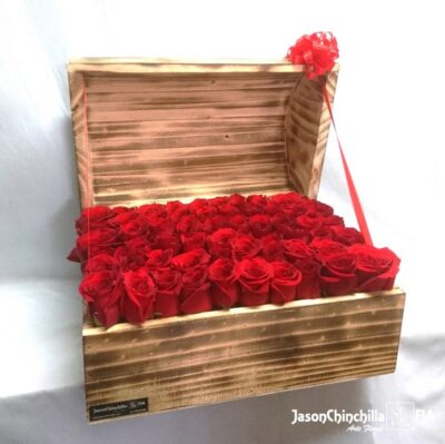 Baul con rosas