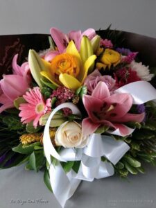 ramo de flores variadas en san jose