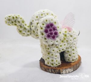 Elefante con flores